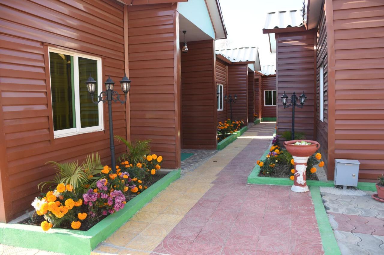 Bojinee Nagarkot Resort Exterior foto